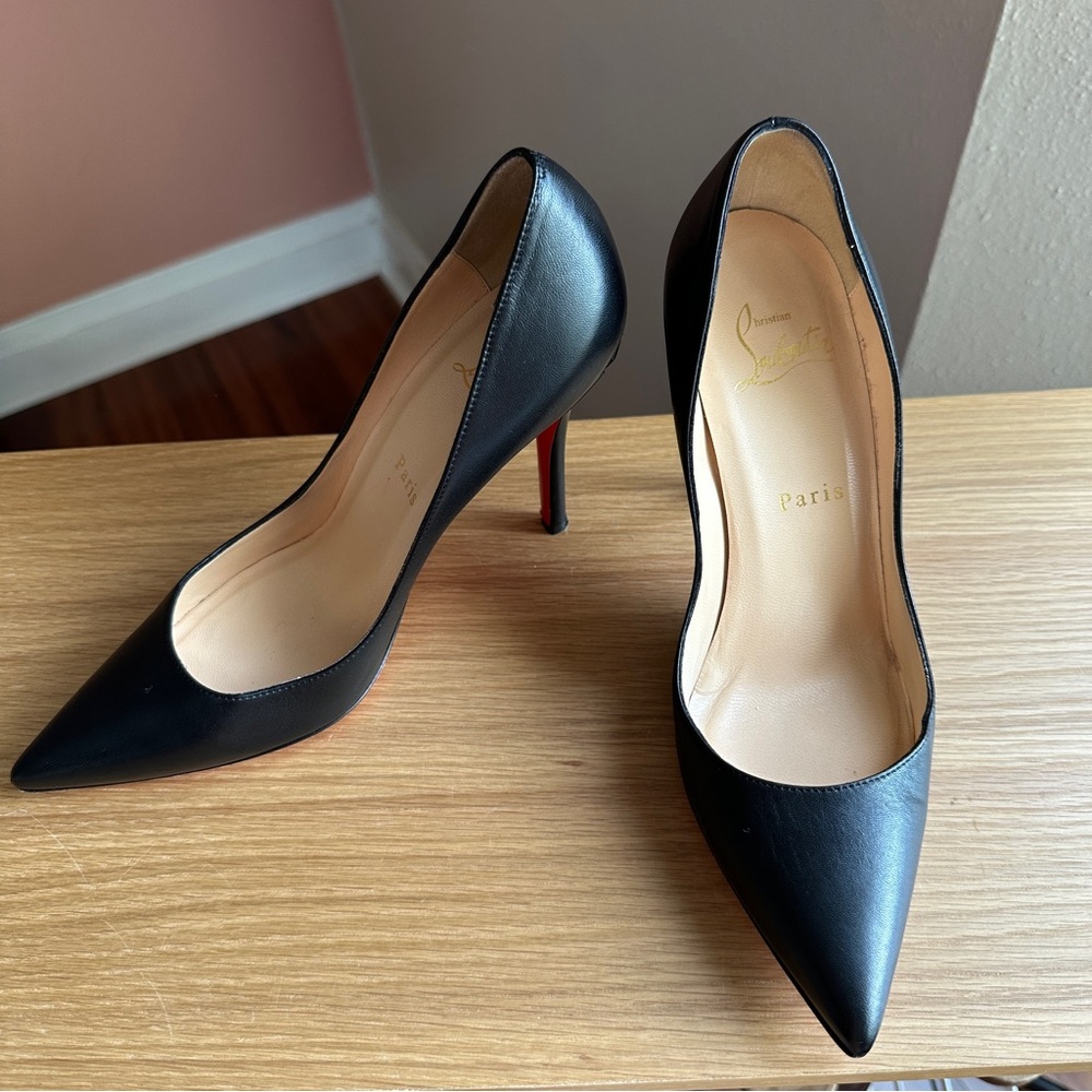 Christian Louboutin Black Leather ‘Apostrophe’ Pumps 85mm
